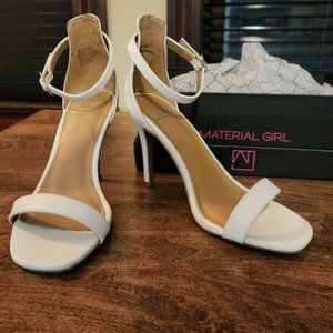 Size 10 white strap heel